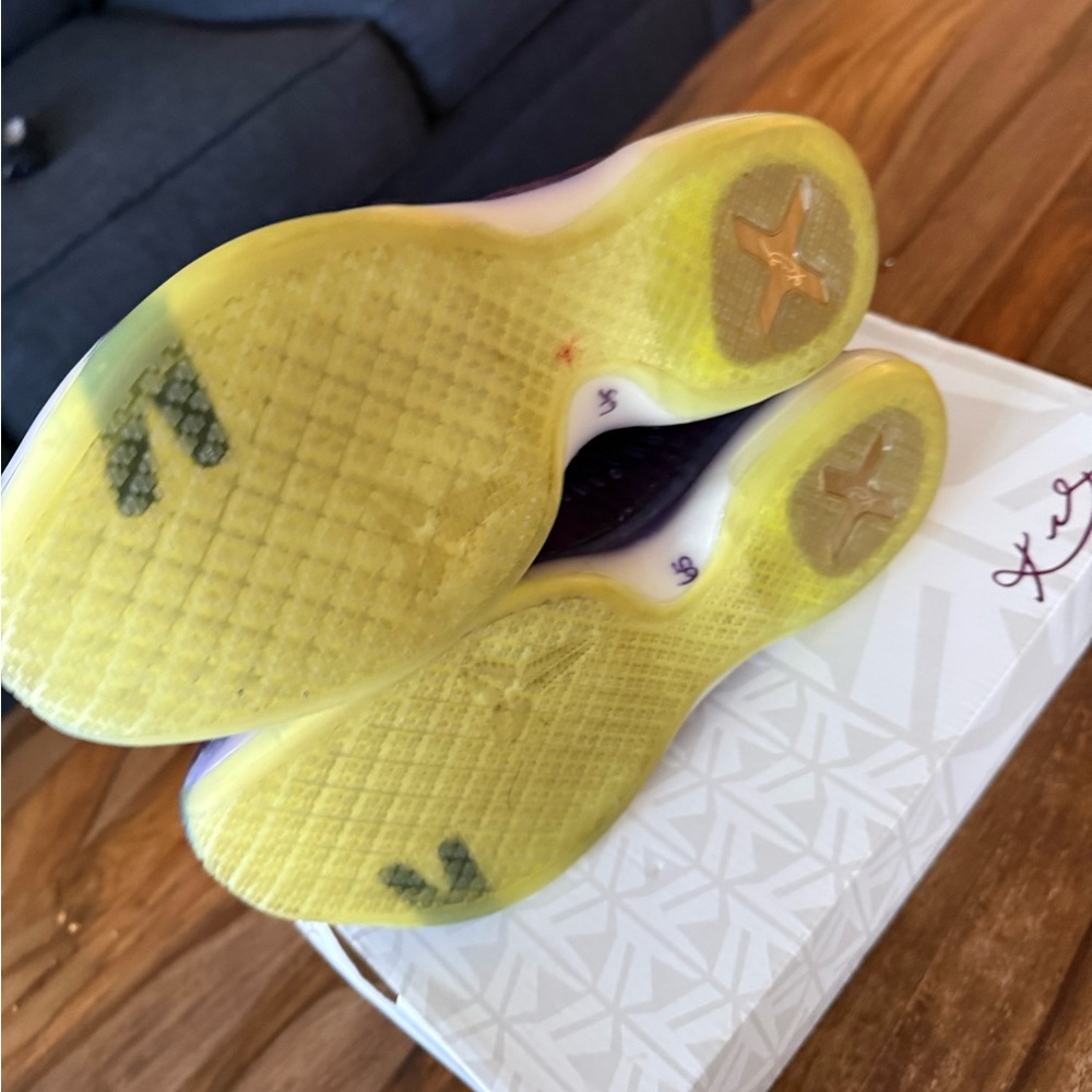 Nike Kobe IX Elite Low Purple/White Men’s Basketball Shoes - Picture 5 of 6